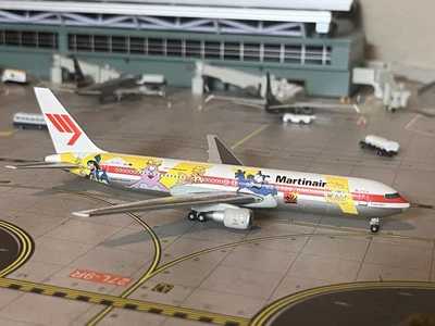 Herpa Martinair Boeing 767-300 Model - 1:400 - 504454 - Fox Kids - Image 1 of 4