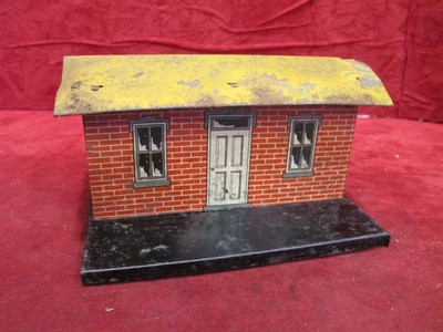 Estação de trem vintage American Flyer Tin Town Depot - Imagem 1 de 4
