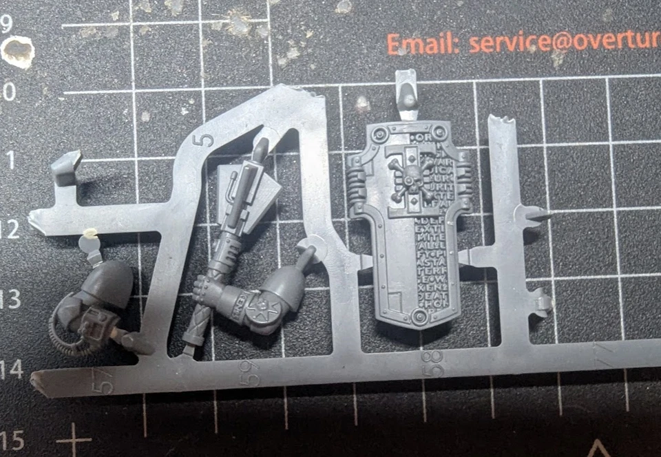 Warhammer 40k Deathwatch Bits Veteran Power Maul Storm Shield Set 2 Foto 1 de 1