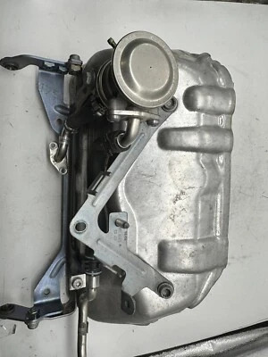 Válvula de control de inyección de aire secundaria protector térmico VW R32 MK5 3.2 Audi TT Foto 1 de 4