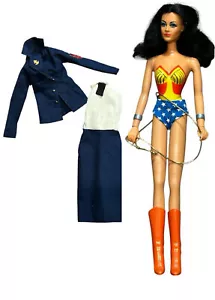 Wonder Woman 12" figura de acción muñeca 1976 Mego Diana traje azul marino lazo + más - Imagen 1 de 10