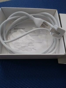 Apple 85W Genuine MacBook Pro MagSafe AC power cord- White - Picture 1 of 4