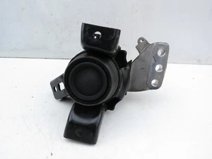2020 SUZUKI VITARA SZ4 FRONT DRIVER SIDE ENGINE MOUNT BRACKET - Picture 1 of 7