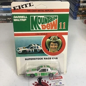 ERTL DARREL WALTRIP MOUNTAIN DEW #11 BUICK SUPERSTOCK RACE NASCAR 1/64 MIP COREA - Foto 1 di 5