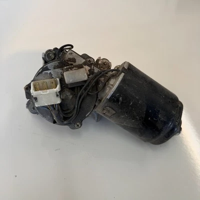 MOTOR LIMPADOR DE PARA-BRISA TOYOTA CELICA TA22 72 73 74 75 76 77 RA24 TA22 TA29 RA21 - Imagem 1 de 2