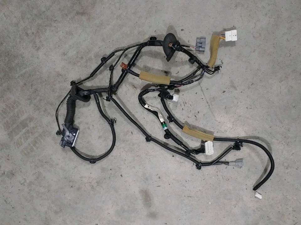 Arnés de cables para puerta delantera derecha Infiniti FX35 2009-2012 24124 1CA2A OEM Foto 1 de 1