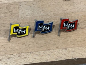 3 PINS PIN MEDIA TV  CHAINE MCM ARTHUS BERTRAND - Picture 1 of 1