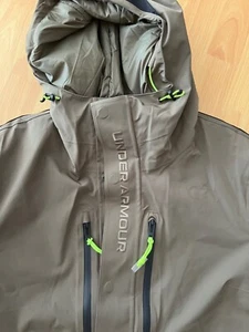 $500 Under Armour Woman Coat Wind & Rain Proof Loose Coupe Lache Suelto Khaki XL - Picture 1 of 24