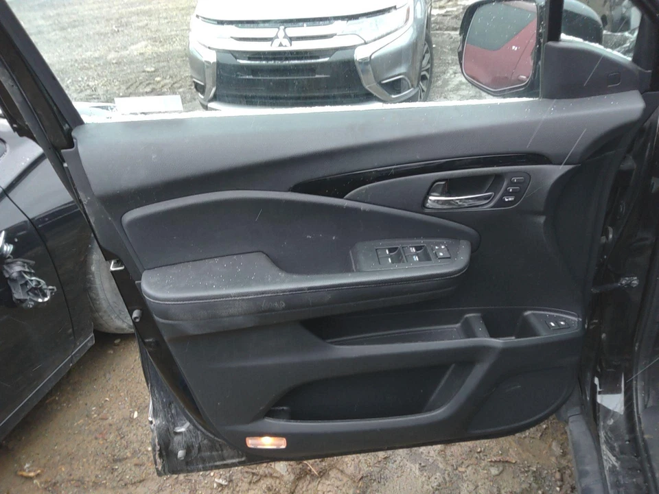 19 HONDA PASSPORT Front Door Trim Panel Foto 1 de 1