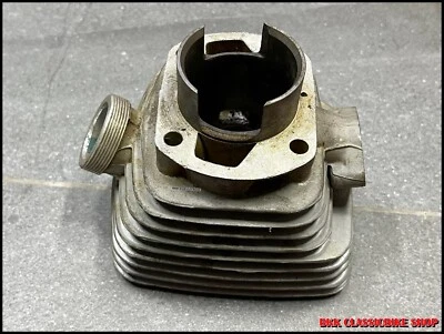 NOS Suzuki 1970-71 Cat TC120 TC120II TC120R TC 120 Cylinder Genuine  11210-20200 Foto 1 de 4