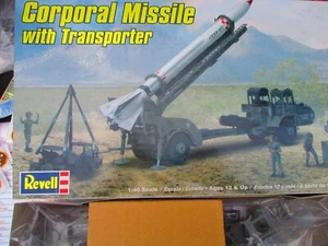 Revell 85-7852 1/40 Corporal Missile With TRANSPORTER BAG SEALED - Picture 1 of 4