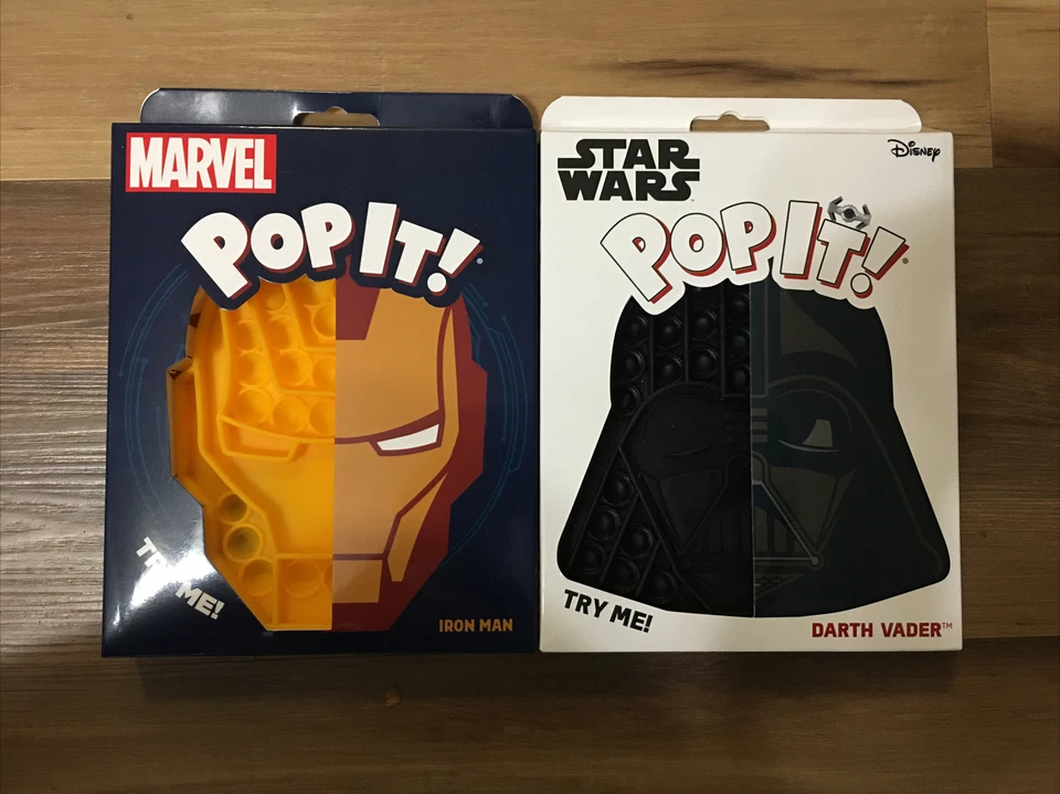 PopIt! Marvel's Iron Man Star Wars Darth Vader The Original Pop It! Juguete inquieto Foto 1 de 1