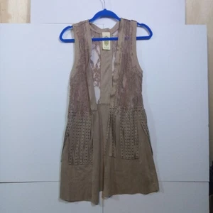 Vocal Sleeveless Vest Womens Small Tan Lace Open Fringe Studs Gypsy - Picture 1 of 7