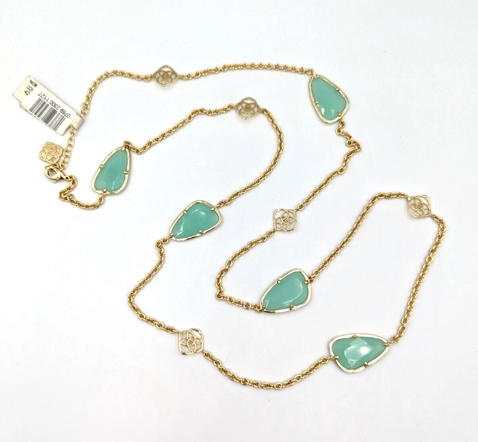 Kendra Scott Kinley Tono Dorado Collar Largo Logo y Piedras de Calcedonia Estaciones Foto 1 de 4