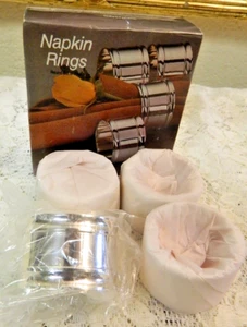 Wm A Rogers® Oneida Silver Plated Napkin Rings (set of 4) - NEW - Picture 1 of 4