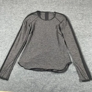 Lululemon Shirt Womens Small 8 Gray Long Sleeve Stretch Thumb Holes Wool Stretch - Picture 1 of 13