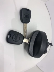 Genuine Fiat Ulysse Scudo Lancia Phedra Fuel Cap & 2 Keys Part Number 9467139480 - Picture 1 of 4