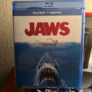 Jaws Blu-ray Roy Scheider Like New - Picture 1 of 1