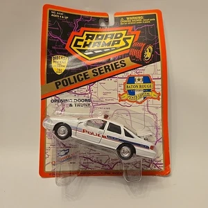 Réplica de vehículo de emergencia Road Champs Police Series 1996 escala 1/43 - Baton Rou - Imagen 1 de 4