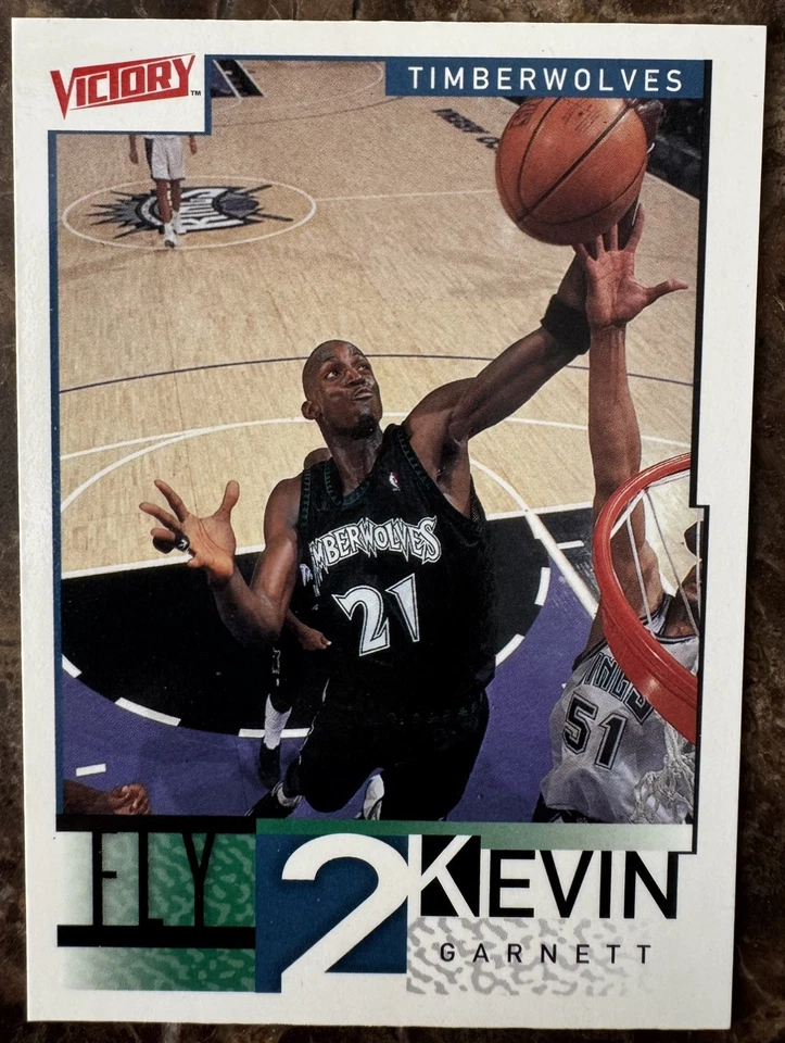 2000-01 Upper Deck Victory Fly 2 KEVIN GARNETT Card #324 TIMBERWOLVES - Image 1 of 2