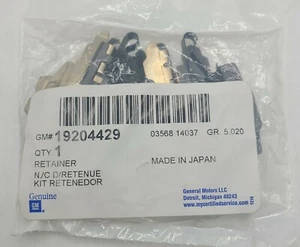 Genuine GM Disc Brake Pad Retaining Clip Kit Set 19204429 OEM NEW - Picture 1 of 1