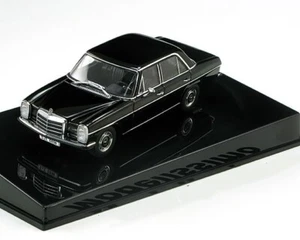 Mercedes-Benz 220 D Limousine schwarz AutoArt [56182] - Picture 1 of 11