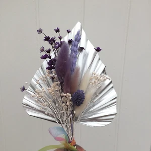Silver Medium Palm Spear with Purple Mix Dried Flower Spray CAKE TOPPER - Picture 1 of 6