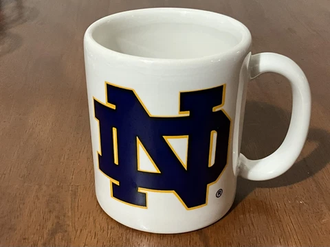 Vintage 12 Oz Notre Dame Logo Coffee Tea Mug Cup Made In USA Cover