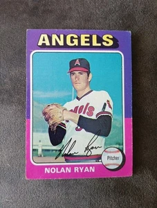 1975 Topps Baseball HOF Nolan Ryan #500 Crease - Picture 1 of 11