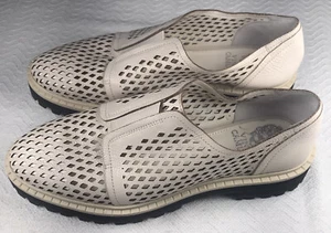 Vince Camuto Mritsa Leder perforiert Slipper Derby Oxford elfenbeinfarben Turnschuhe Größe 8 - Bild 1 von 8