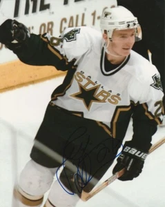 ¡FOTO 8x10 firmada por Jere Lehtinen estrellas de Dallas! Autógrafo - Imagen 1 de 2