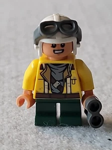 Lego Star Wars Rowan Minifigure sw0753 Yellow Jacket from 75147 - Picture 1 of 9