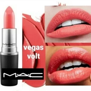 MAC Amplified Cream VEGAS VOLT Lipstick Full Size 0.10 oz NIB - Picture 1 of 1