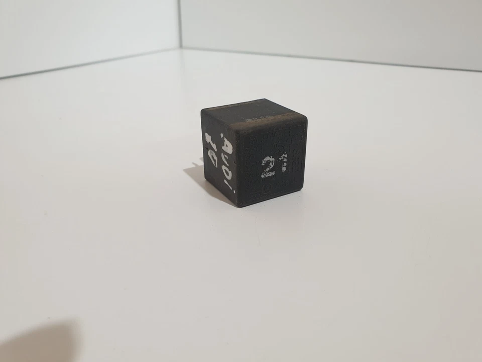 1990 AUDI 80 (LHD) ELECTRIC INDICATOR FLASHER CLICKING RELAY 1119532227D Foto 1 de 4