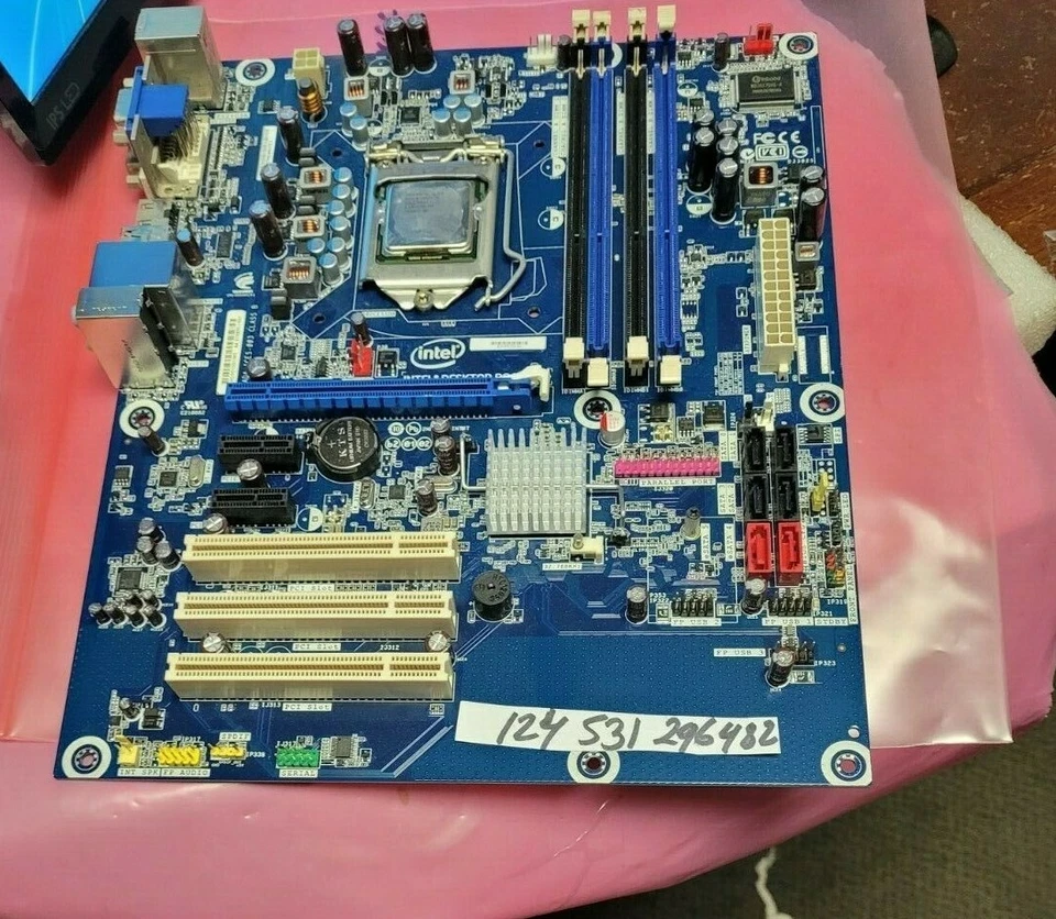 INTEL DH55HC E70933-501 SOCKET 1156 DESKTOP MOTHERBOARD  - Image 1 of 1