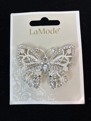 LaMode Large crystal rhinestone butterfly button 2 1/4 in x 2 in NWT - Image 1 of 4