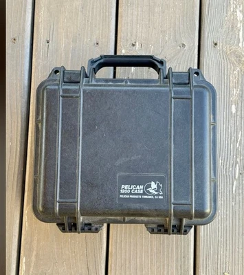 Pelican 1200 泡沫保护壳 - 黑色 — 第 1/4 张图片