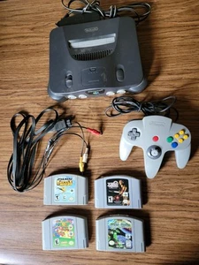 Nintendo 64 W/ 4 Games Tested - Picture 1 of 5