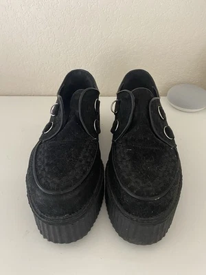 二手 Demonia Creeper-402 黑色麂皮绒厚底爬行鞋(中性) — 第 1/4 张图片