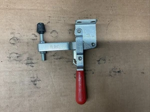 Destaco 207 U - vertical handle u bar toggle clamp - Picture 1 of 2