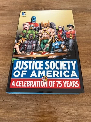 Justice Society of America Celebración de 75 años Libro DC 5 J352 Foto 1 de 2
