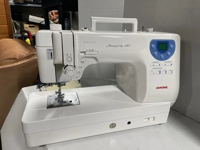 Quilter's Sewing Machine Janome Memory Craft 6300P (Metal body, Tested. - Image 1 of 4