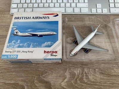 Herpa 506465 Aereo Boeing 777-200 Hong Kong 1:500 Buone Condizioni In OVP - Immagine 1 di 2