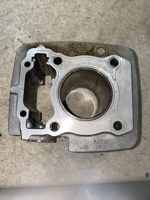 2016 crf150f OEM cylinder - Изображение 1 из 4