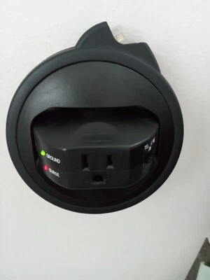 Fellowes Round Portable Surge Protector 99039 - Image 1 of 4