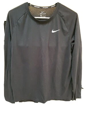 Camisa de Correr Nike Para Mujer Talla Mediana Negra Dri-Fit Manga Larga Ventilada Espalda Usada en Excelente Condición Foto 1 de 4