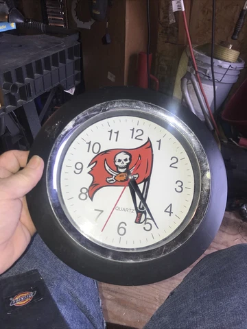 tampa bay buccaneers clock Cover
