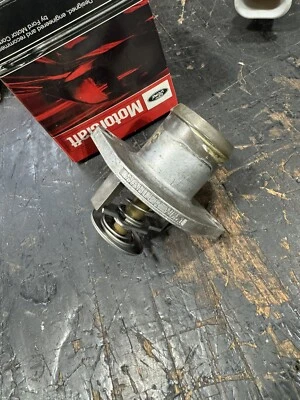 Termostato de refrigerante de motor Ford Motorcraft original OEM RT-1169 3C3Z-8575-AA  Foto 1 de 4