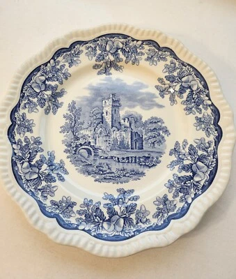 The Spode Archive Regency Collection Ruins Blue Plate  - Image 1 of 4