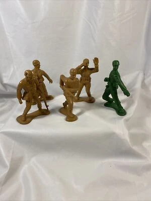 Lot 5 Greenbrier International 4" Large hard Plastic Army Men soldiers military - Image 1 of 4